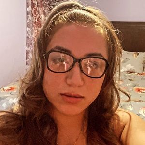 Meet your Posher, Catalina